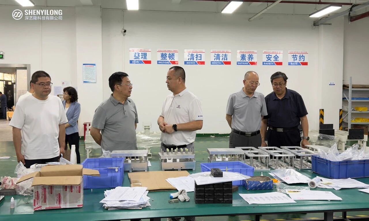 实地观摩,感受智造实力.jpg